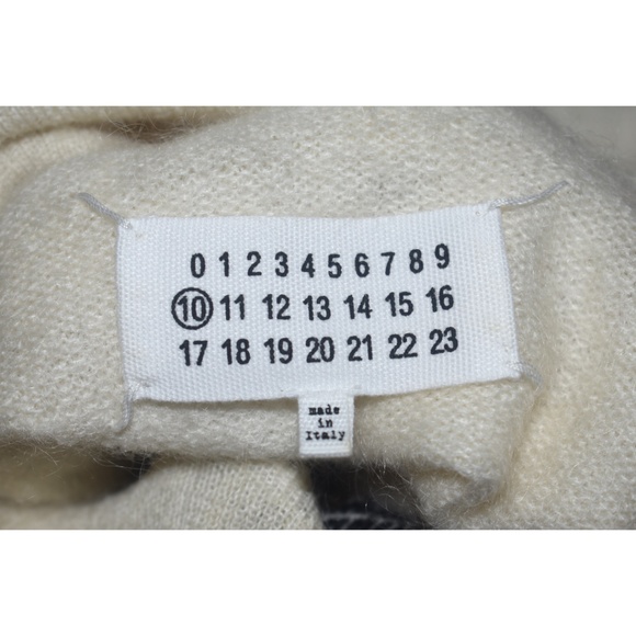 Maison Martin Margiela Deconstructed Houndstooth Knit Turtleneck Sweater - Picture 9 of 10